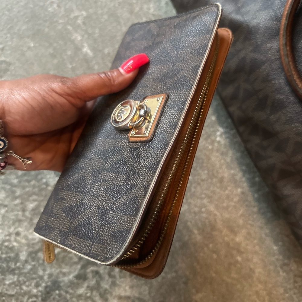 Michael Kors Brown Wallet
